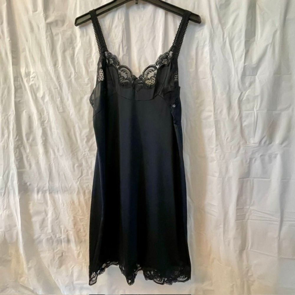 Vintage 70s 80s Ilusión Black Nylon Trim Full Slip Dress Sz 40 (L/XL) Whimsygoth
